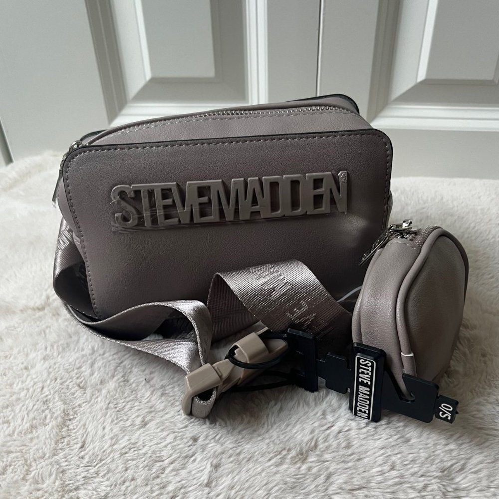 Steve Madden Belt/ cross body bag NWT